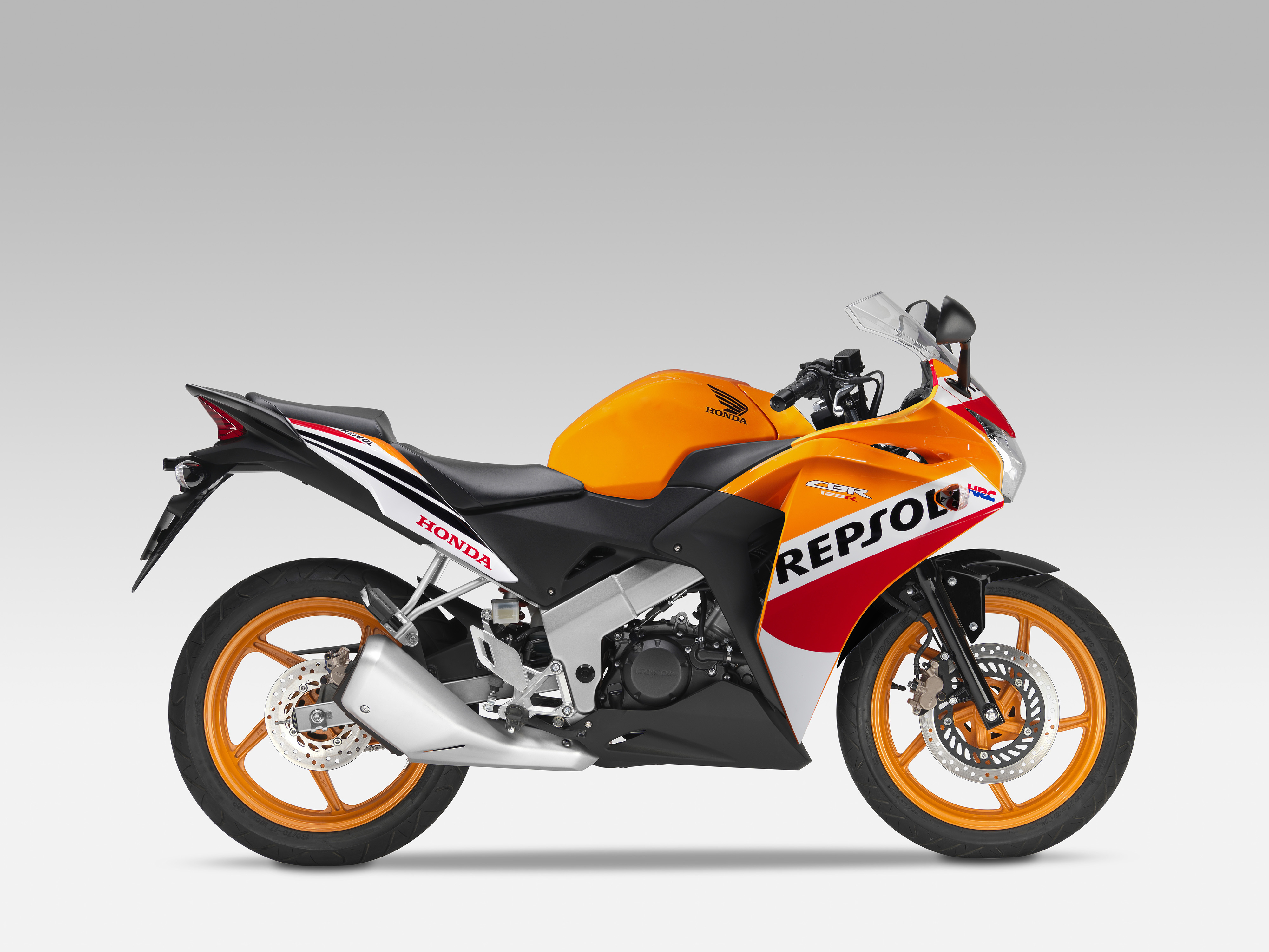 CBR125R-Sports-2015-003